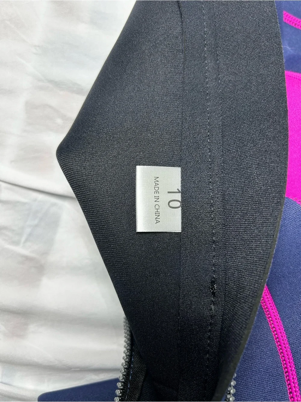 Seaskin Kids Short Sleeve Wetsuit - Navy & Pink girl’s size 10